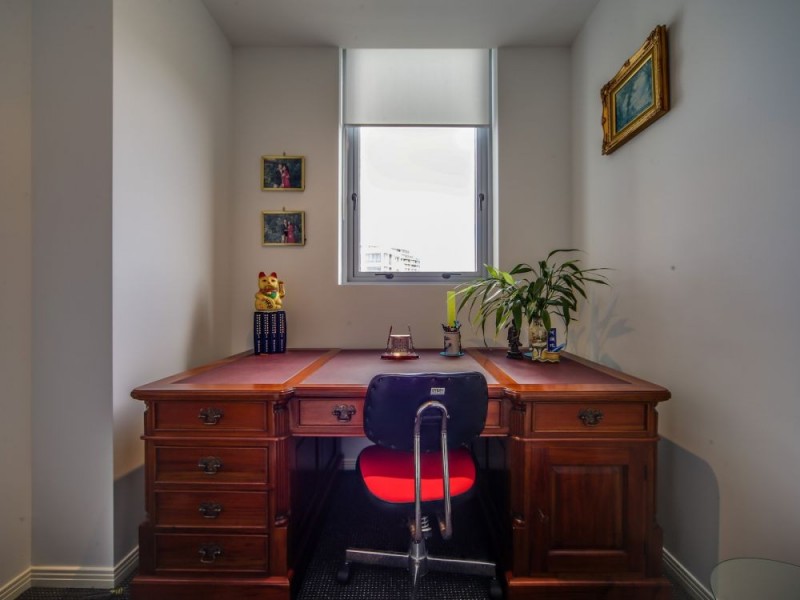 1002/4 Como Crescent, Southport QLD 4215