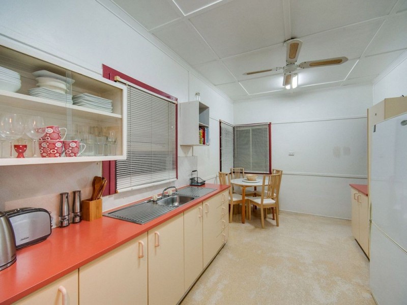 24 Castling Street, Stafford QLD 4053