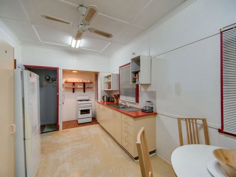 24 Castling Street, Stafford QLD 4053