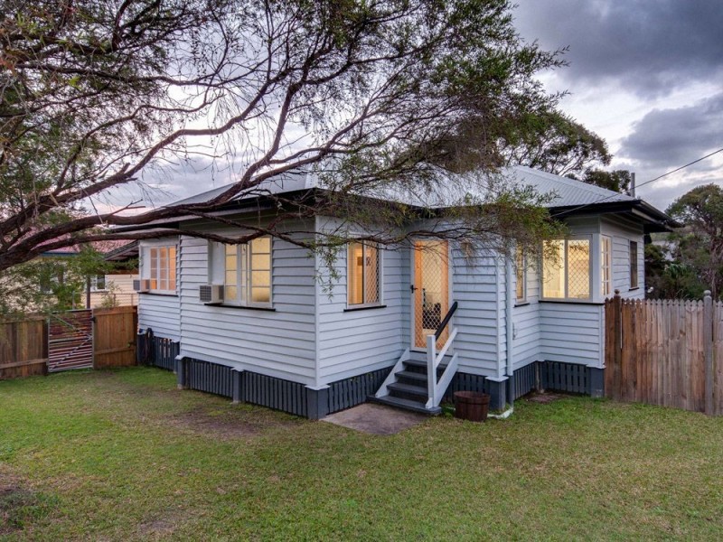 24 Castling Street, Stafford QLD 4053