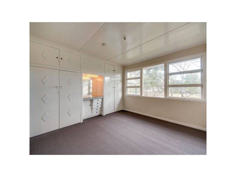 3 Spitfire Ave, Strathpine QLD 4500