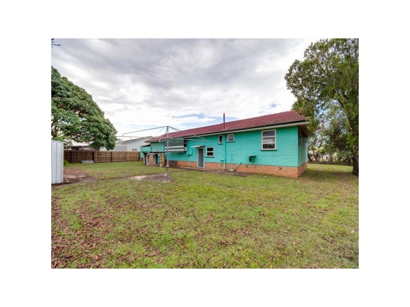 3 Spitfire Ave, Strathpine QLD 4500