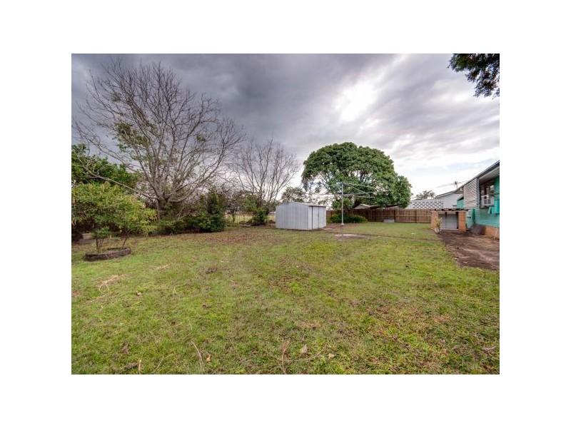 3 Spitfire Ave, Strathpine QLD 4500