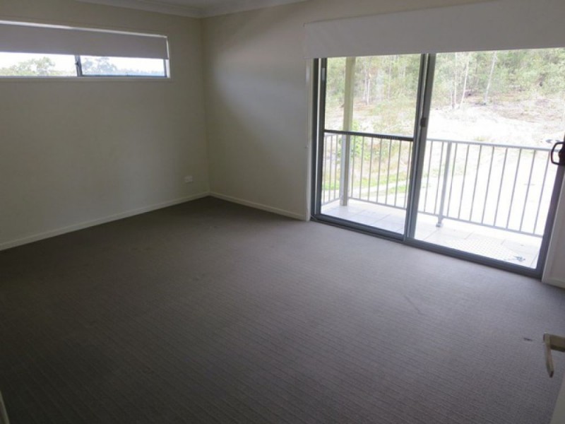 32 Greentrees Tce,, Springfield Lakes QLD 4300