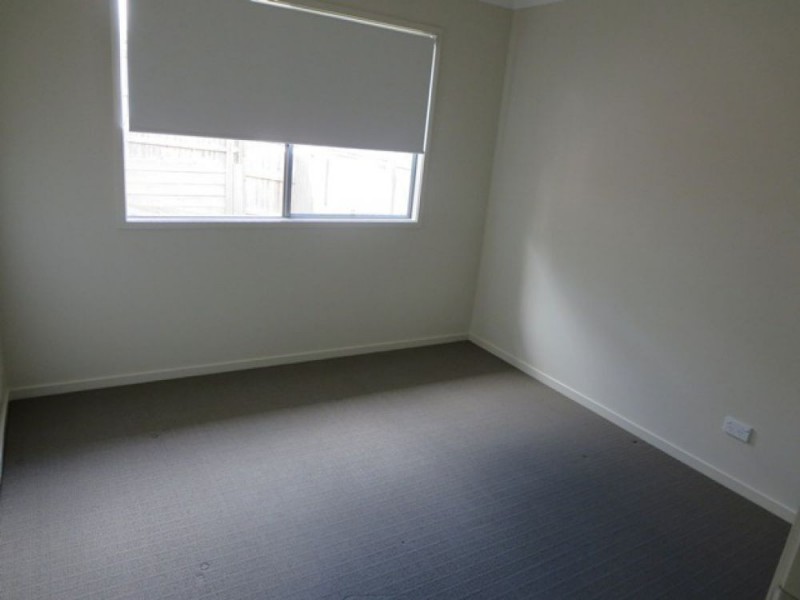 32 Greentrees Tce,, Springfield Lakes QLD 4300