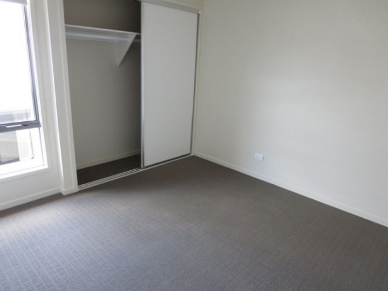 32 Greentrees Tce,, Springfield Lakes QLD 4300