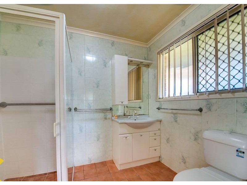 2/238 Brisbane Terrace, Goodna QLD 4300