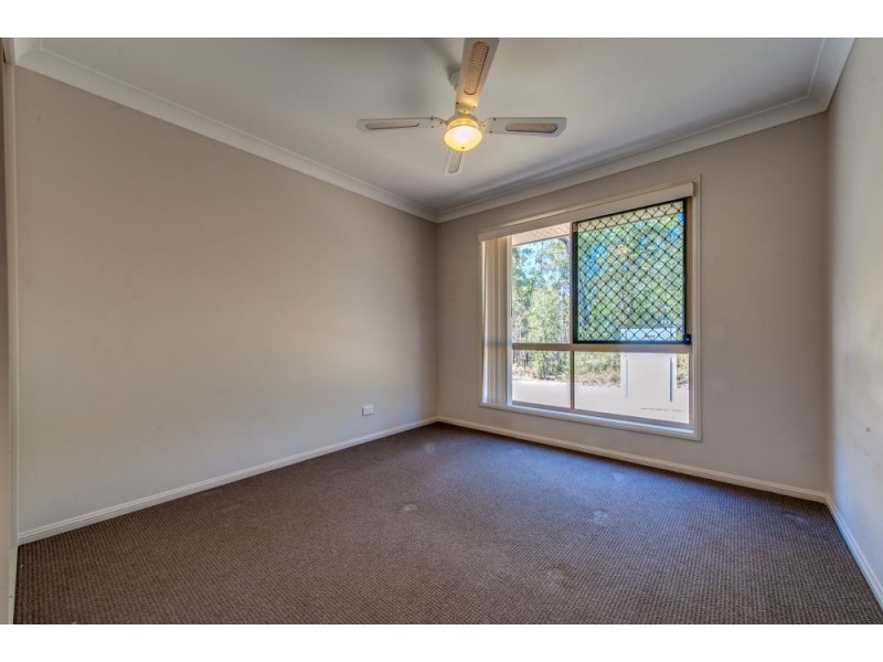 77 Laurel Street, Heathwood QLD 4110