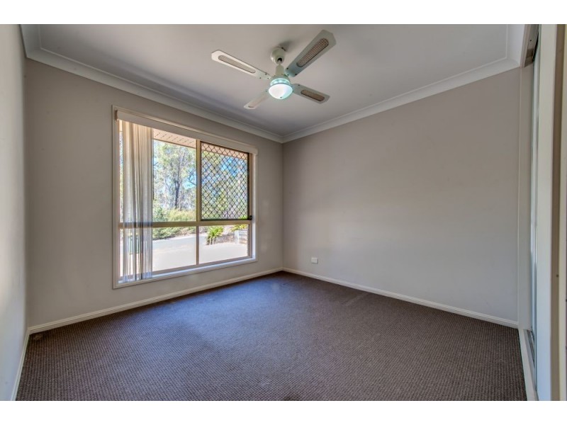 77 Laurel Street, Heathwood QLD 4110