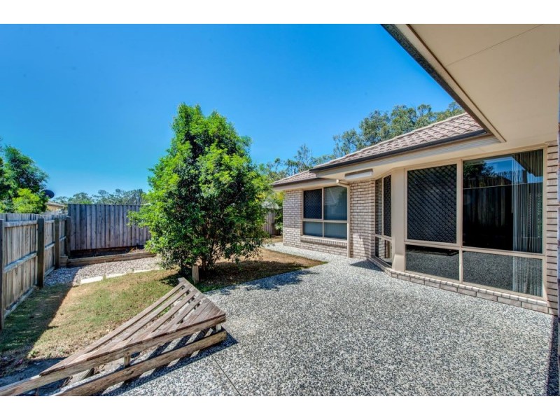 77 Laurel Street, Heathwood QLD 4110