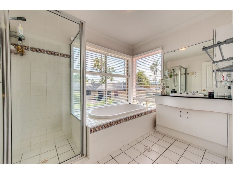 11 Rufus Court, Albany Creek QLD 4035
