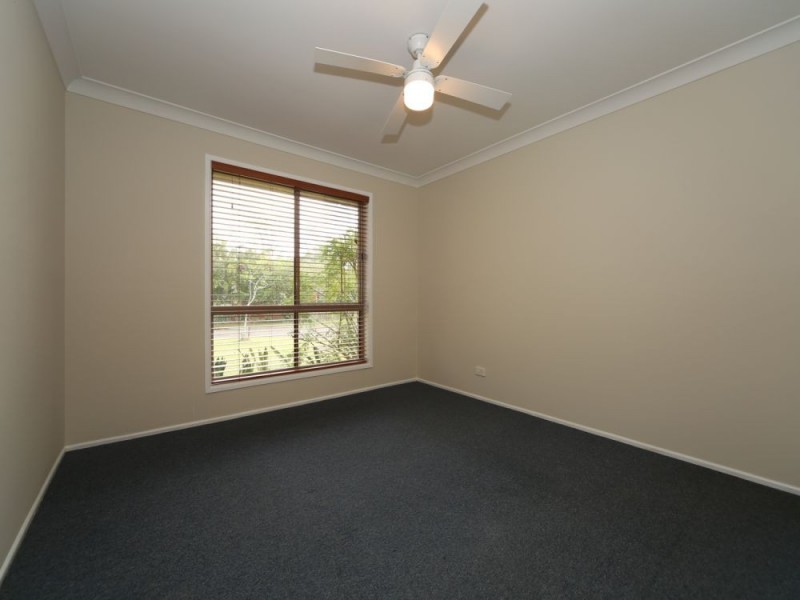 17 Manhattan Street, Eagleby QLD 4207