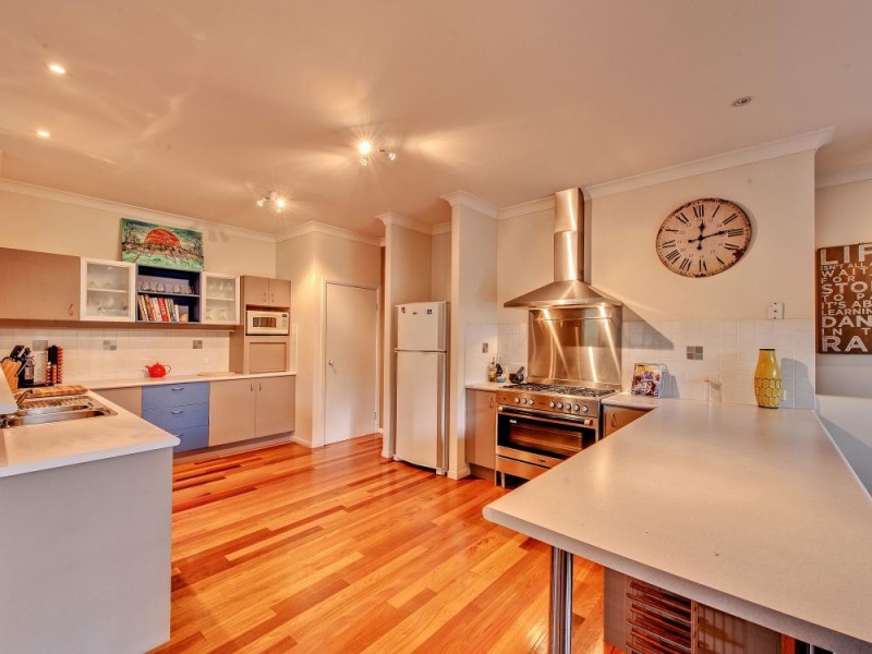 38 Eungella Terrace, Forest Lake QLD 4078