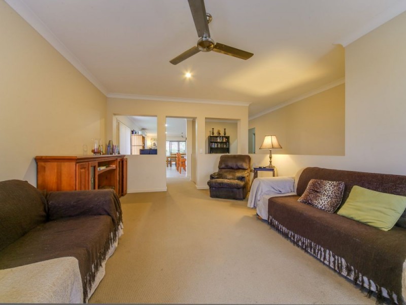 8 Chinaberry Crescent, Upper Coomera QLD 4209