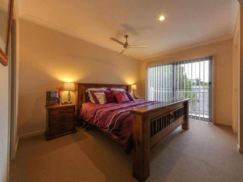 8 Chinaberry Crescent, Upper Coomera QLD 4209