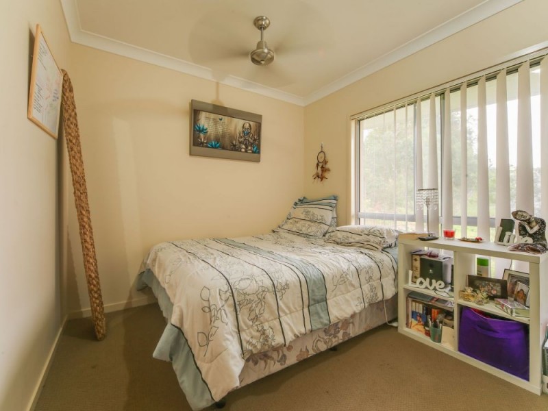 8 Chinaberry Crescent, Upper Coomera QLD 4209