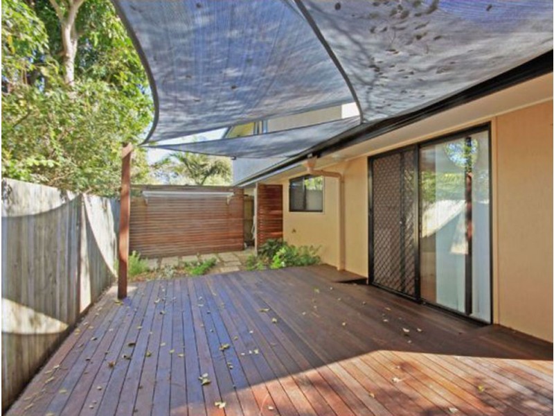 7/5 Bramble Street, Woody Point QLD 4019