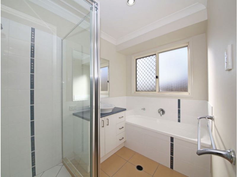 5 Courtney Court, Narangba QLD 4504