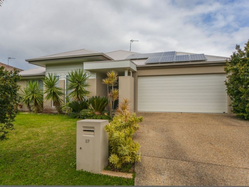 27 Rhodium Crescent, Hope Island QLD 4212