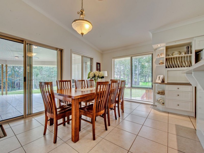 24 Compal Road, Park Ridge QLD 4125