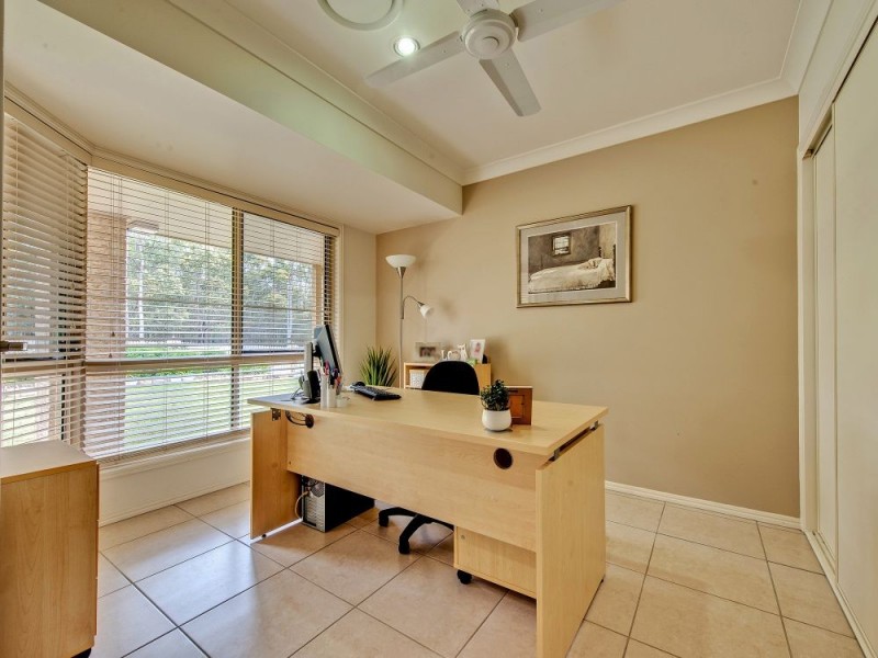 24 Compal Road, Park Ridge QLD 4125