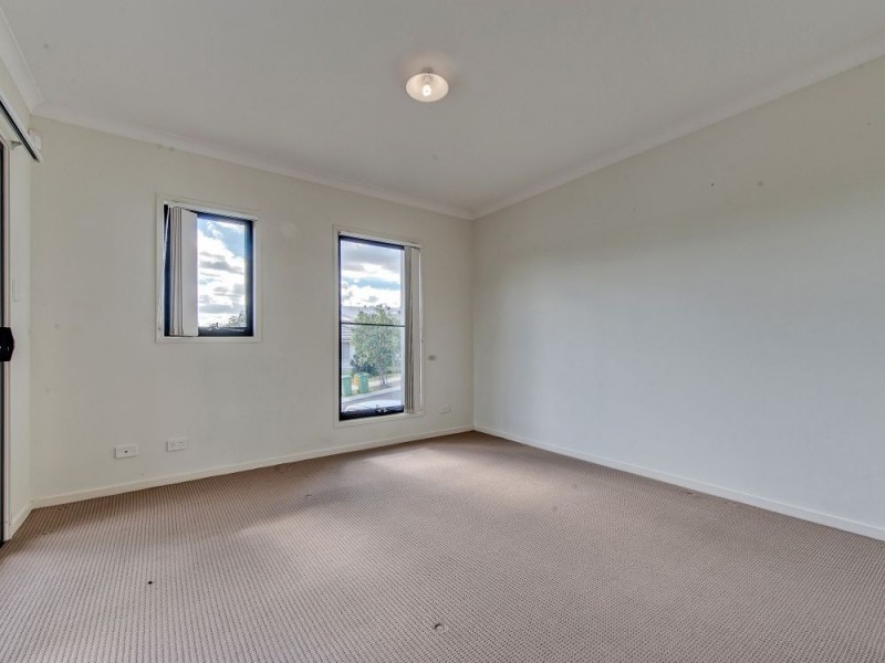 7 Grampian Street, Springfield Lakes QLD 4300