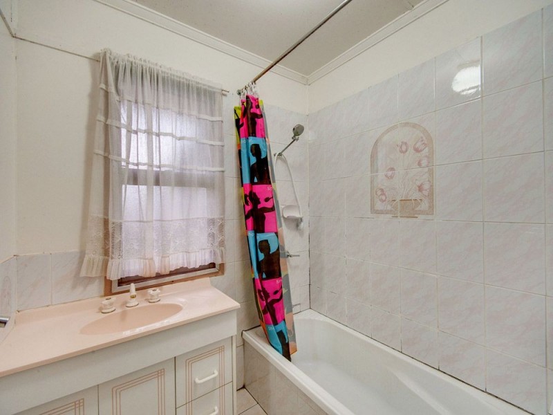 28 Cotton Street, Lawnton QLD 4501