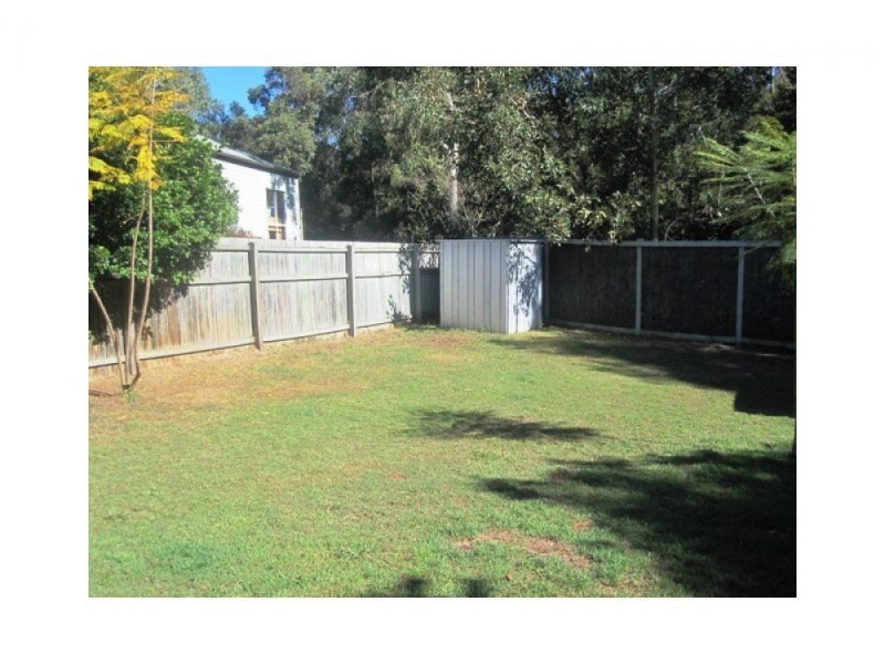 4 Clarence Place, Forest Lake QLD 4078