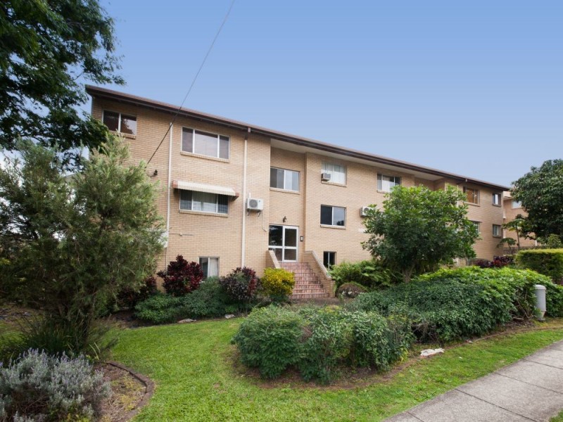 2/34 Macaulay Street, Coorparoo QLD 4151