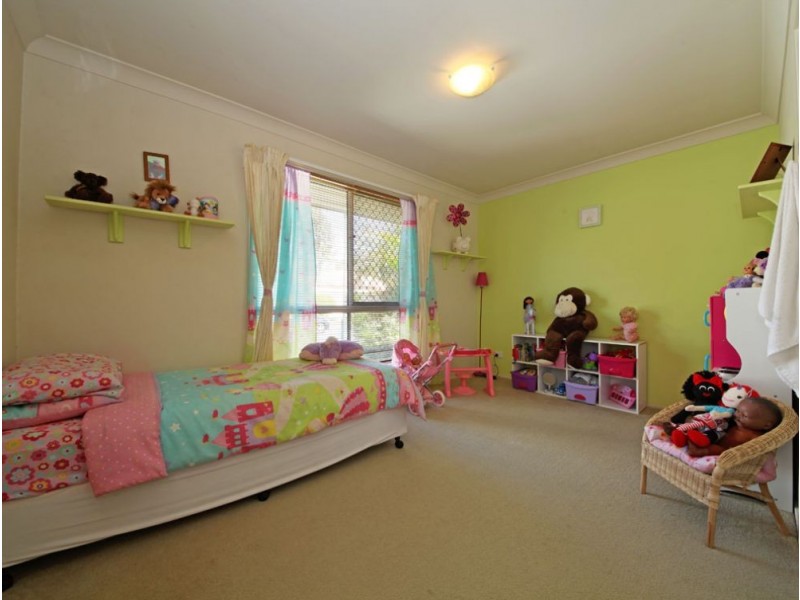 8 Johns Crescent, Boondall QLD 4034