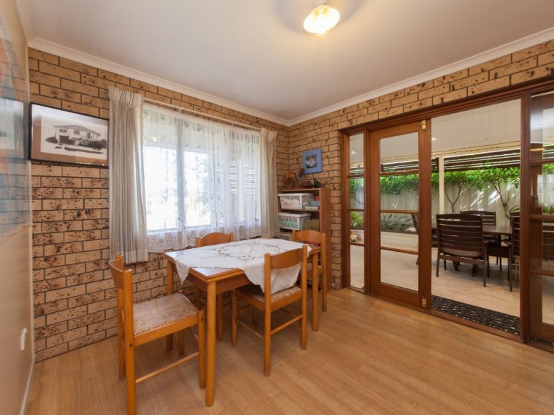 46 Reuben Street, Holland Park QLD 4121