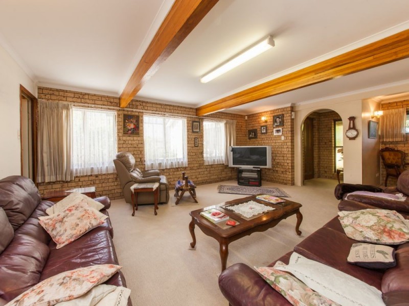 46 Reuben Street, Holland Park QLD 4121