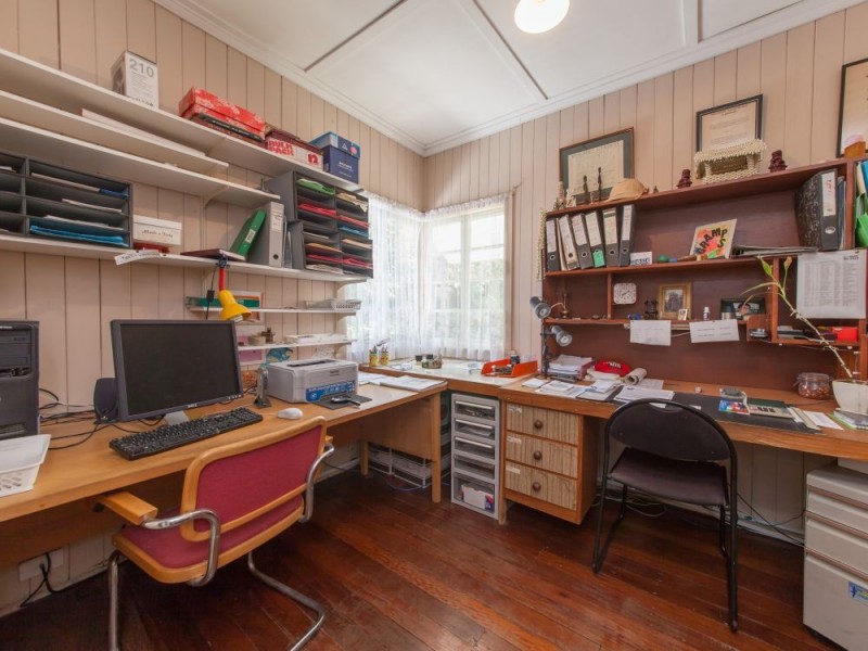 46 Reuben Street, Holland Park QLD 4121