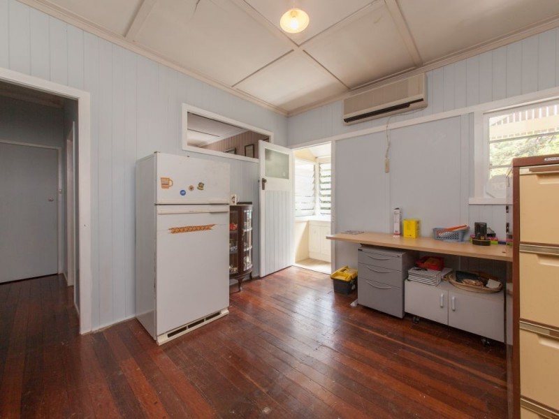 46 Reuben Street, Holland Park QLD 4121