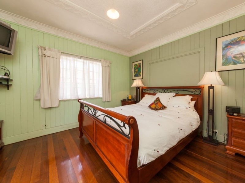 46 Reuben Street, Holland Park QLD 4121