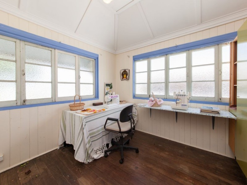 46 Reuben Street, Holland Park QLD 4121