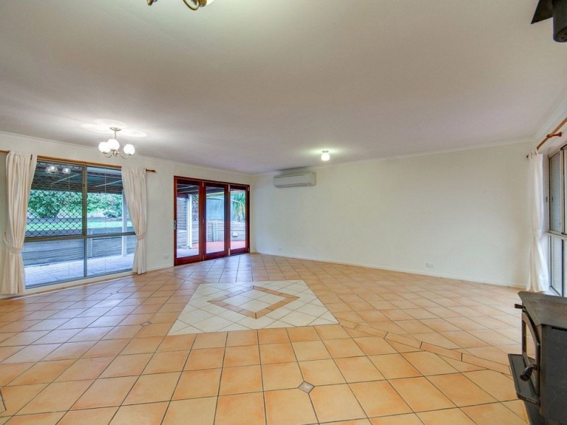 26 Tetragona Drive, Arana Hills QLD 4054