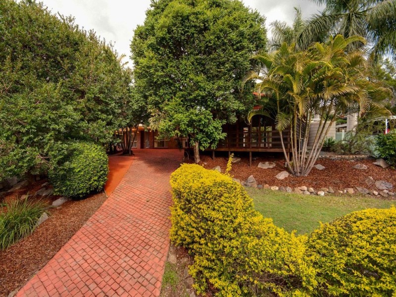 26 Tetragona Drive, Arana Hills QLD 4054