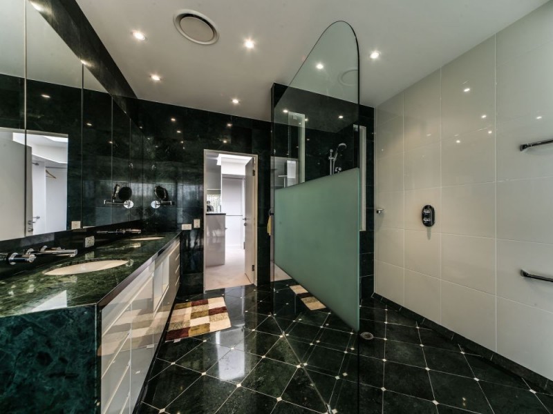 5358 Marine Drive North, Sanctuary Cove QLD 4212