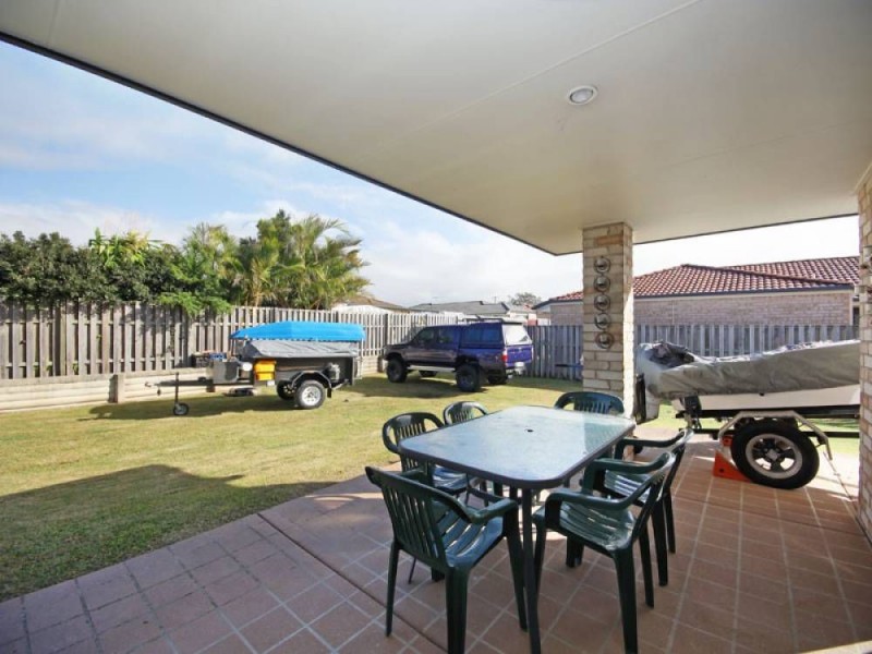 6 Hind Court, Bellmere QLD 4510