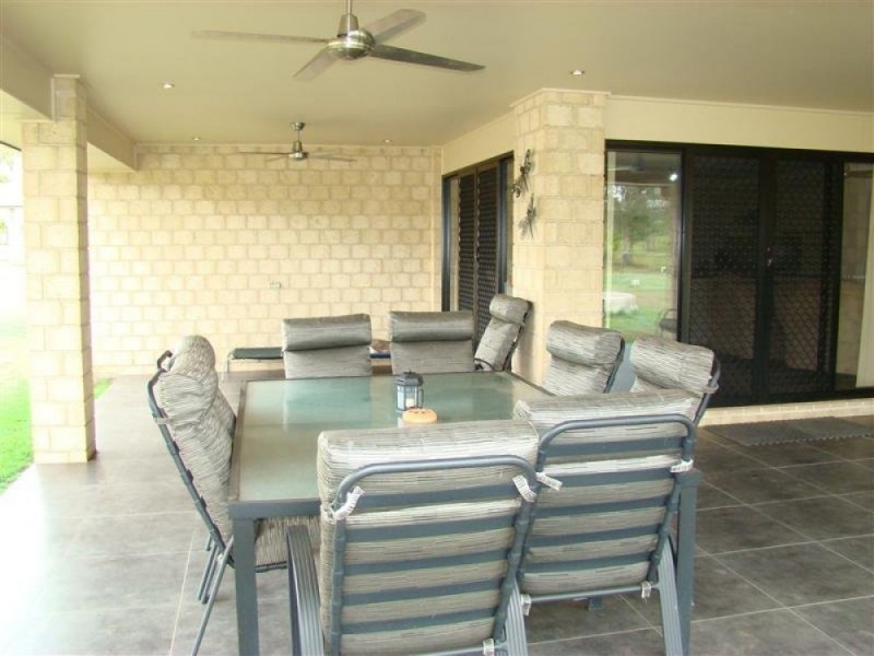 220-222 Redgum Road,, New Beith QLD 4124