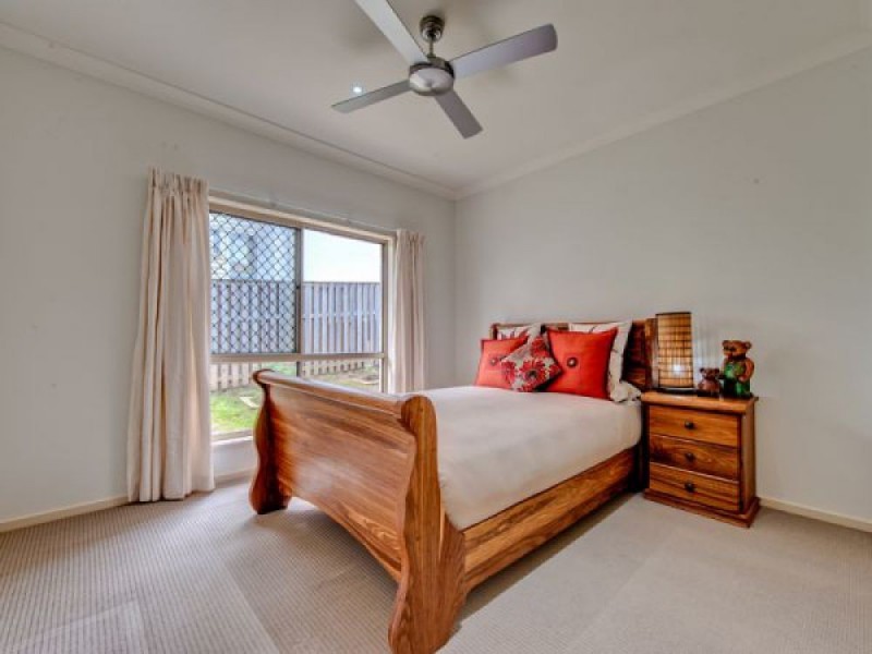 15 Mahogany Rise, Brookwater QLD 4300