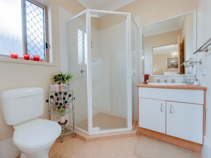 9 Darter Place, Springfield Lakes QLD 4300