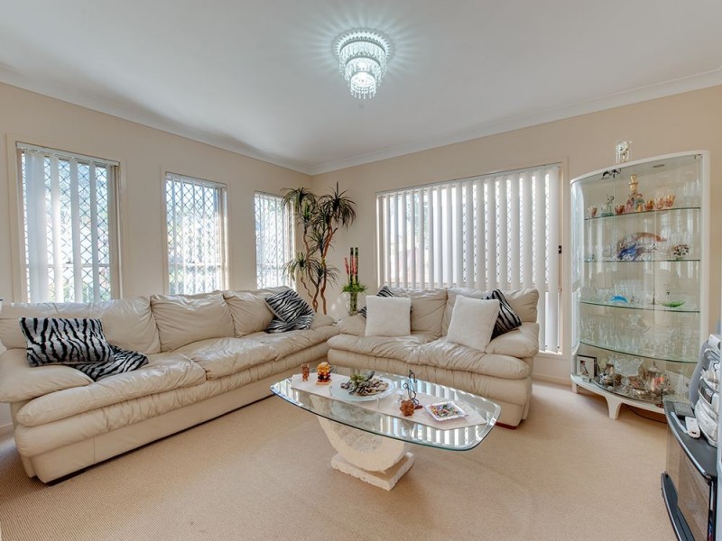 9 Darter Place, Springfield Lakes QLD 4300