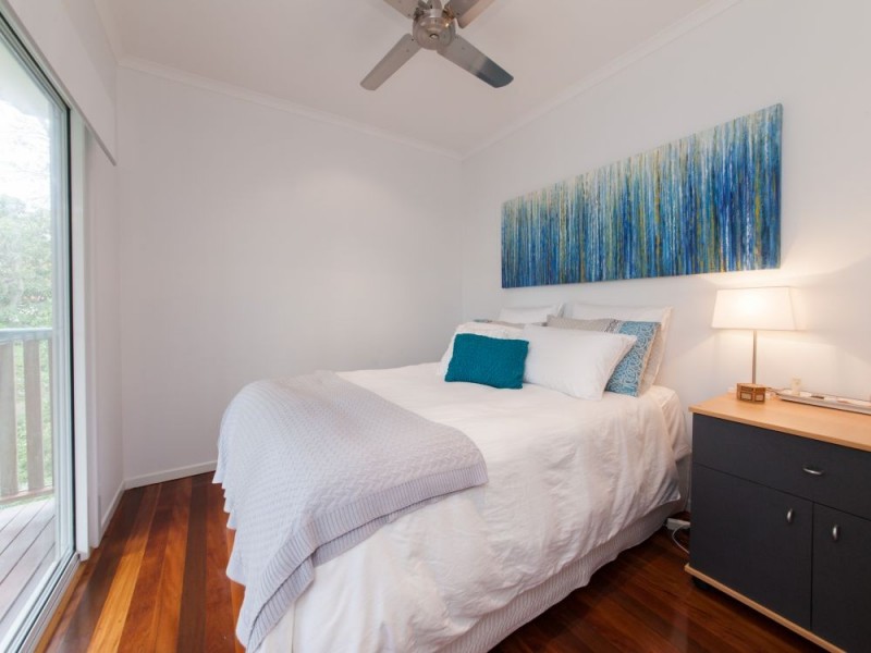 106 Lade Street, Coorparoo QLD 4151