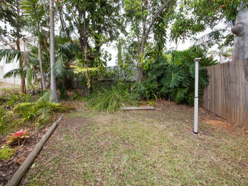 106 Lade Street, Coorparoo QLD 4151