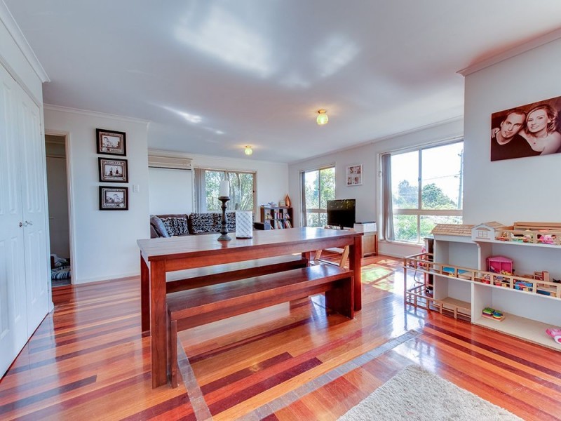 24 Gibbs Avenue, Collingwood Park QLD 4301