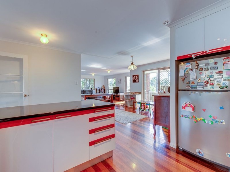 24 Gibbs Avenue, Collingwood Park QLD 4301