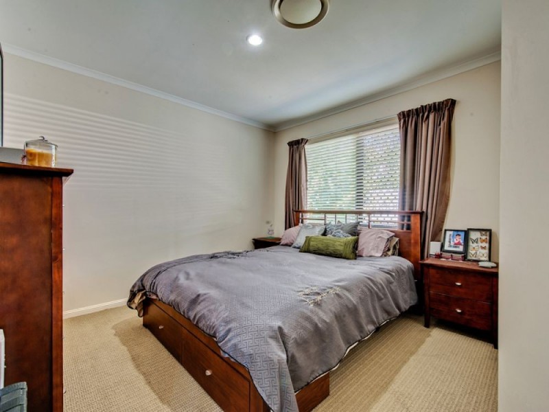 11 Muscovy Place, Forest Lake QLD 4078