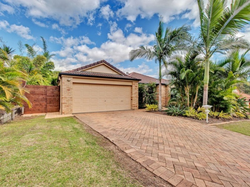 11 Muscovy Place, Forest Lake QLD 4078